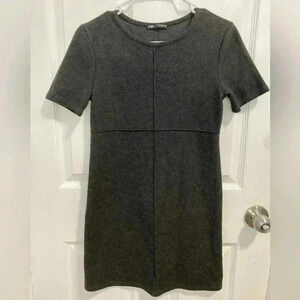 Zara Gray Short Sleeved Sweater Dress Size Small